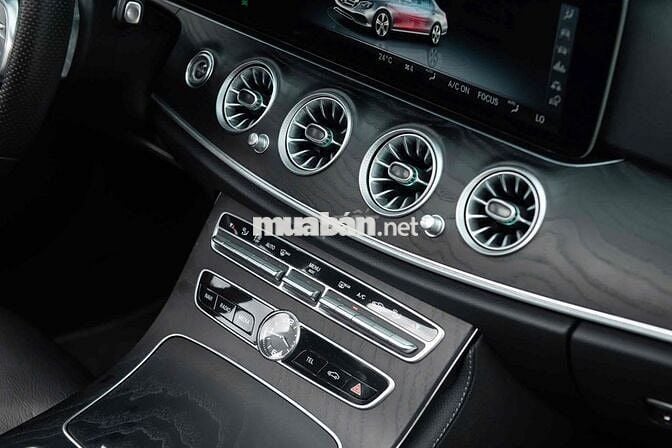 Mercedes Benz E Class 2019 E200 Sport - 68000 km