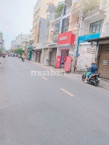 Bán gấp MTKD Nguyễn Trọng Tuyển 100m2 đúc 3 tấm. 