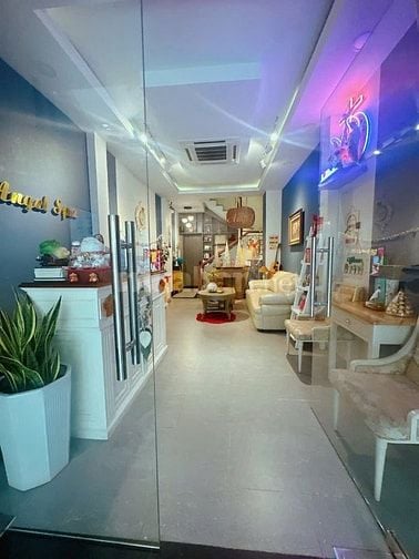 Bán gấp MTKD Nguyễn Trọng Tuyển 100m2 đúc 3 tấm. 