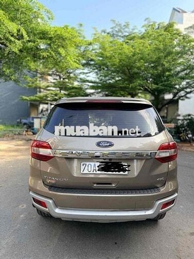 Ford Everest 2020 Titanium 2.0L 4x4 AT full xe zin