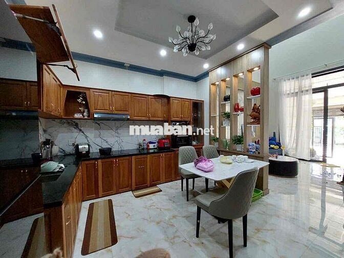 Nhà trung tâm Bảo Lộc 5mx24m Full thổ cư - Khu dân trí cao