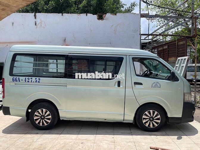 Toyota Hiace 2011 - 123 km