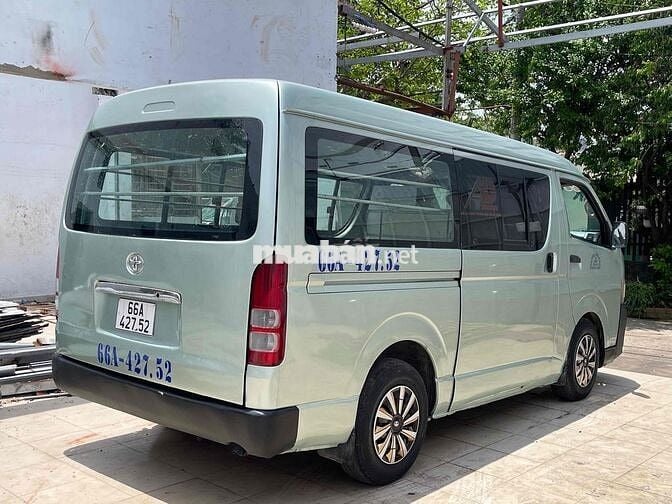 Toyota Hiace 2011 - 123 km
