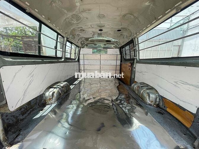 Toyota Hiace 2011 - 123 km