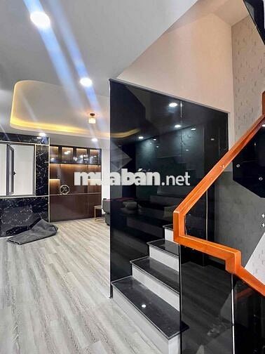 Nhà Phố Mới Đẹp DT 260m2 1Trệt 1Lửng 3Lầu 5Pn 5Wc Sẳn Máy Lạnh