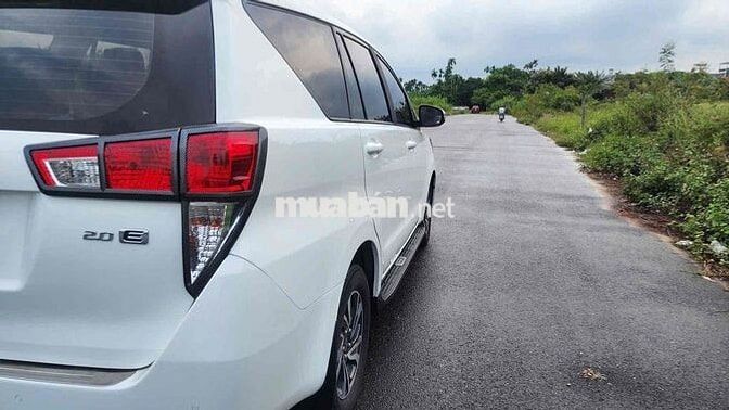 Toyota Innova 2021 2.0E - 11000 km