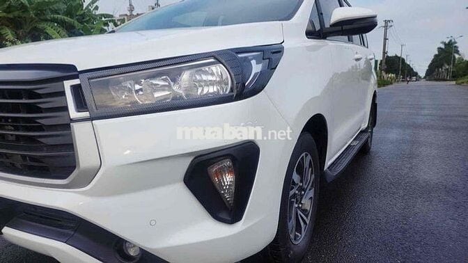 Toyota Innova 2021 2.0E - 11000 km