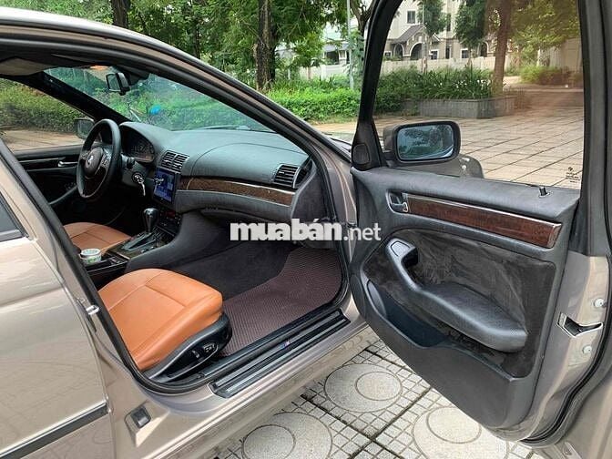 Em cần bán BMW 318 2.0 bản sport máy số đại chất