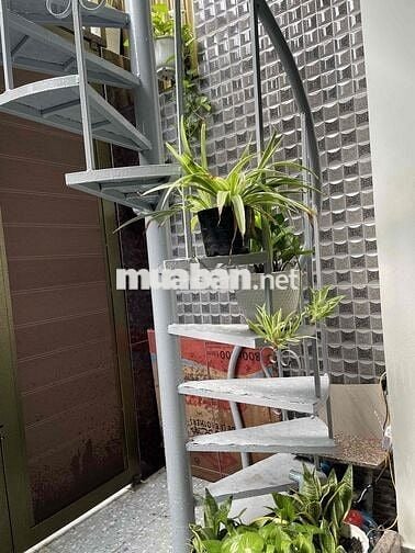 Phòng trọ sang sạch đẹp, cho nhân viên 12m2 phường 13 Tân