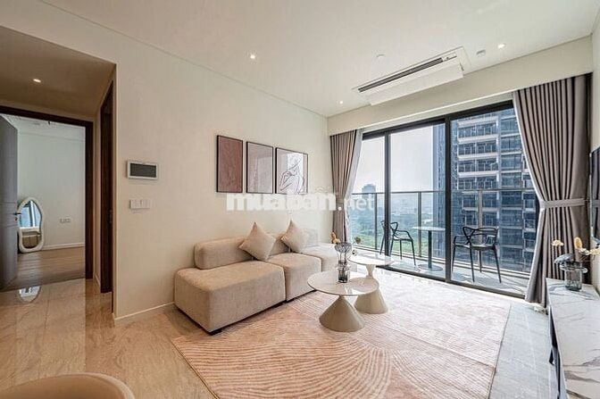 CHO THUÊ GẤP CĂN HỘ SAIGON ROYAL 2PN1WC GIÁ CHỈ 18TR. LH XEM NHÀ NGAY
