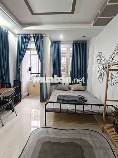 Căn hộ 2PN lầu 2 có bếp riêng sân riêng full nội thất