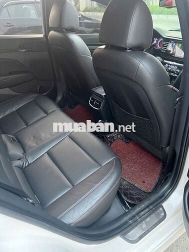 Elantra sản xuất 2019 AT bản 1.6 spot odo 8.3 vạn
