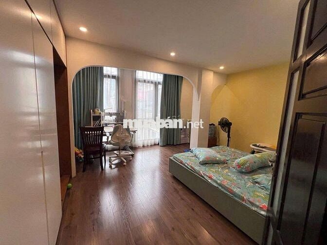 💥CỰC HIẾM – PHÂN LÔ Ô TÔ TRÁNH – TRUNG TÂM BA ĐÌNH – 7 TẦNG THANG MÁY💥