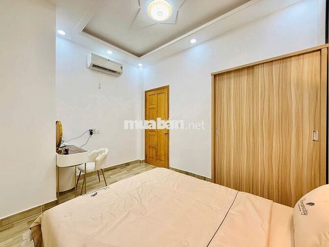 Nhà Đào Duy Anh, 4PN, 3WC. Cả nhà ở thả ga, giá 4.9 Tỷ. Gọi Nhanh nào