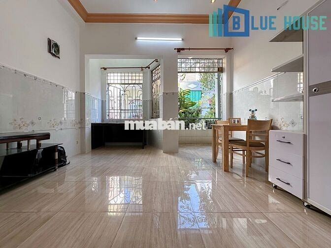 Cho Thuê Căn Hộ 40m2 Có Ban Công Full Nội Thất Ngay Chung Cư Bàu Cát