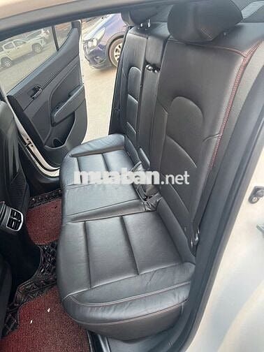 Elantra sản xuất 2019 AT bản 1.6 spot odo 8.3 vạn