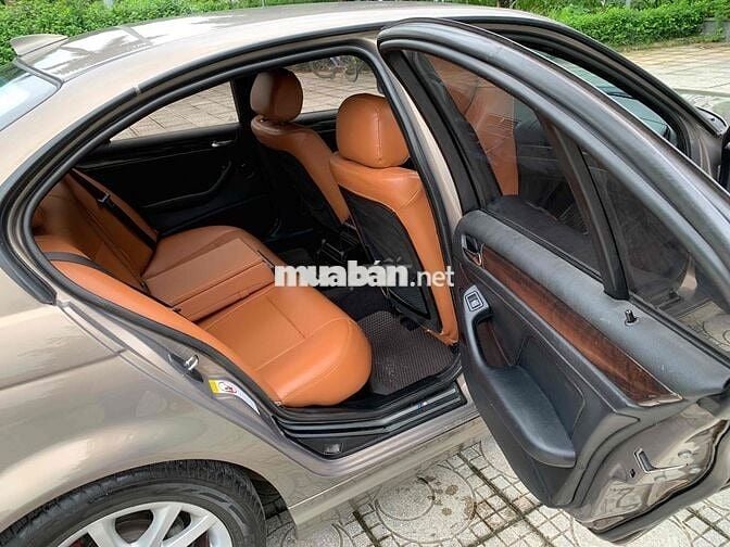 Em cần bán BMW 318 2.0 bản sport máy số đại chất