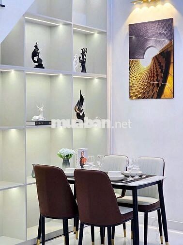 Nhà mới xây :+diện tích 32m2, diện tích sử  dụng 64m2 gồm 1pk,2pn,2nvs
