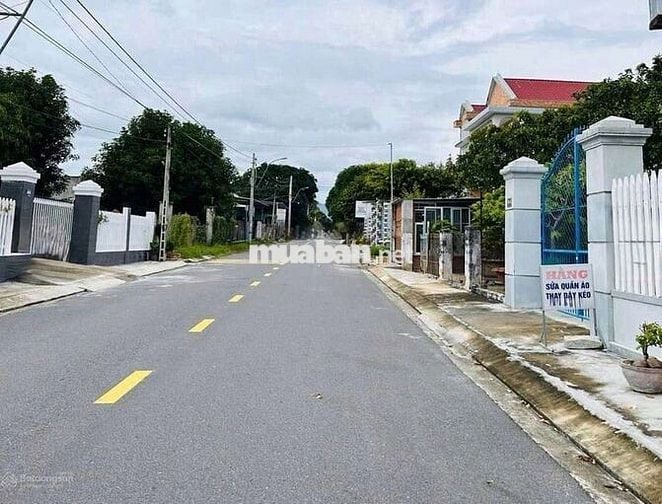 Cần tiền kinh doanh bán miếng đất này 252m2 giá 420tr
