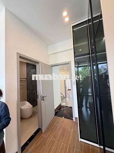 Bán villa NHÀ 3 TẦNG 2 MẶT TIỀN KIỆT OTO 5M AN DƯƠNG VƯƠNG Giá rẻ 4.1x