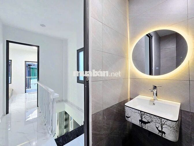 Nhà mới xây :+diện tích 32m2, diện tích sử  dụng 64m2 gồm 1pk,2pn,2nvs