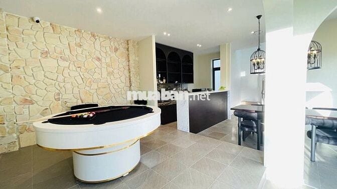 🔥 Bán Villa, Biệt thự mới, View đẹp 500m2 đường tô hiến thành, đà lạt🔥