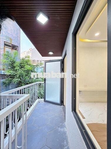 Nhà mới xây :+diện tích 32m2, diện tích sử  dụng 64m2 gồm 1pk,2pn,2nvs