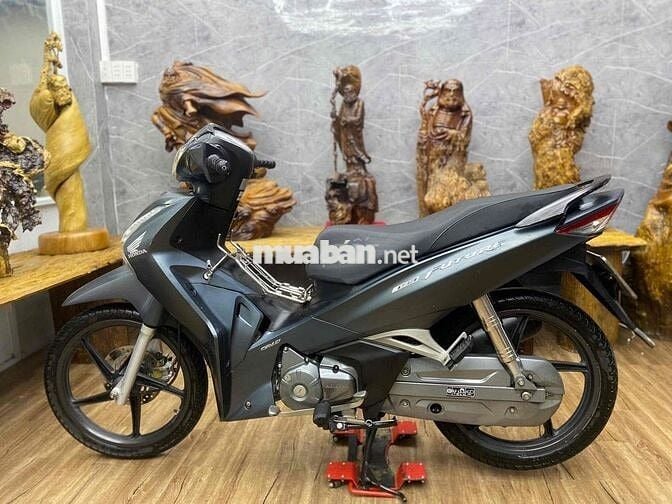 👉Future Led 2022 biển SG máy nguyên zin