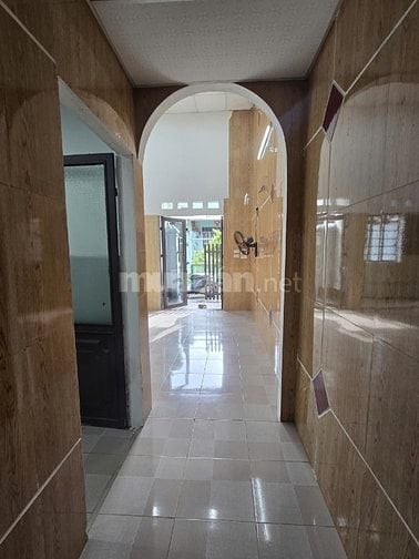 Bán nhà kiên cố gác đúc kiệt 956 Trường Chinh Căn nhà giá tốt duy nhất