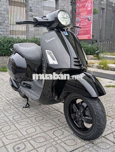 GTS SuperTech 300 HPE Đen 2022