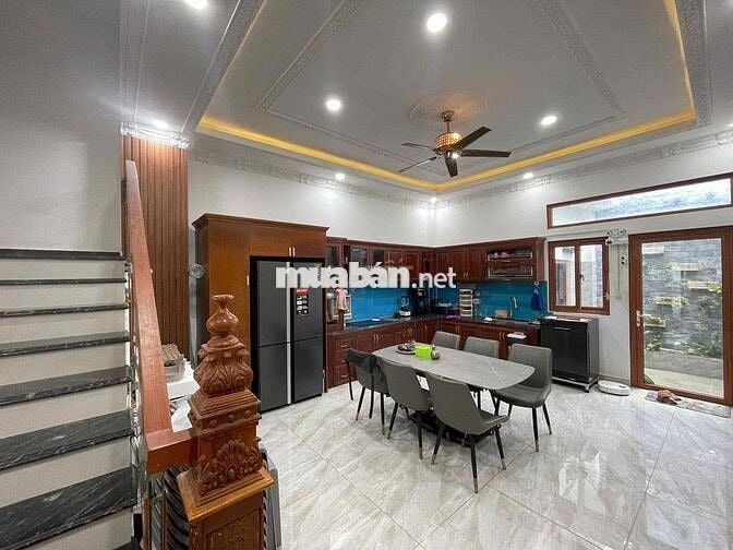 BÁN NHÀ, CẦN GIUỘC GIÁP BÌNH CHÁNH  - NHÀ PHỐ ĐỒNG BỘ ĐƯỜNG NHỰA 10M