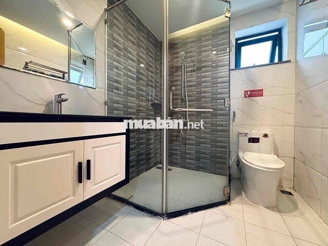 Căn hộ dịch vụ Penhouse Tân Bình, Khu Sân Bay