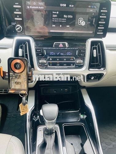 Kia Sorento 2021 Premium 2.5 AT - 30000 km