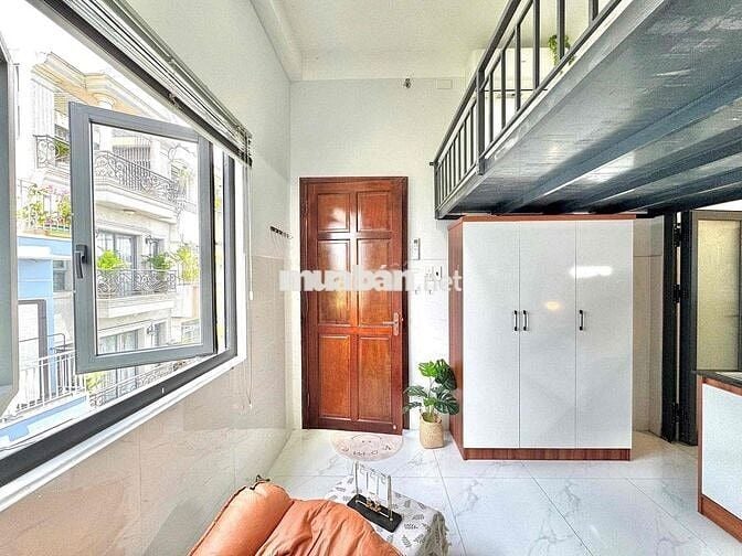 Cho thuê Duplex full nội thất cửa sổ lớn Gần Công Viên Làng Hoa