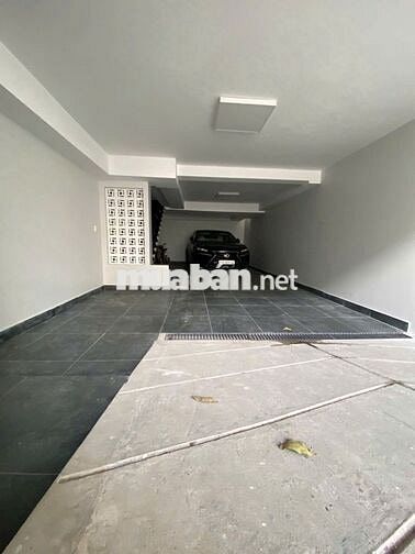 Cho thuê nhà nguyên căn 1 hầm+3 tầng mặt tiền đường Lê Thị Chợ full nt