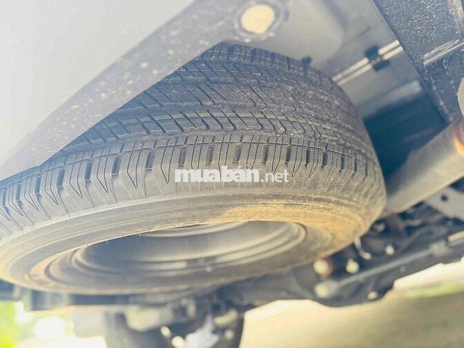 Ford Everest Ambiente 2.0L 4x2 AT sản xuất 2025