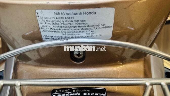 Honda AirBlade Fi 3D - Cavet theo xe đầy đủ