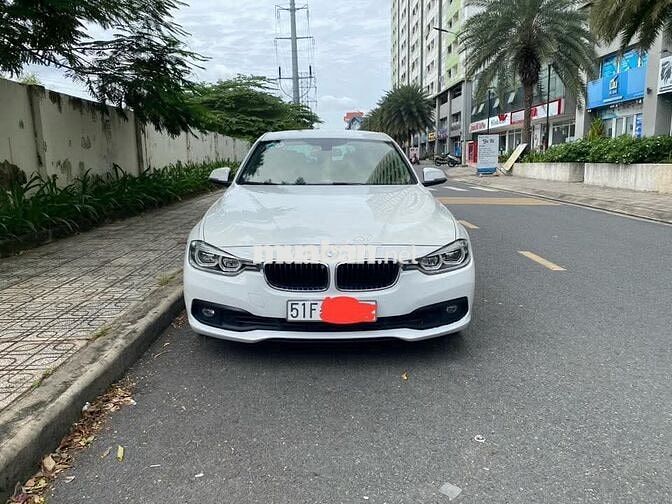 BMW 320i 2015 - Xe gia đình, sang trọng