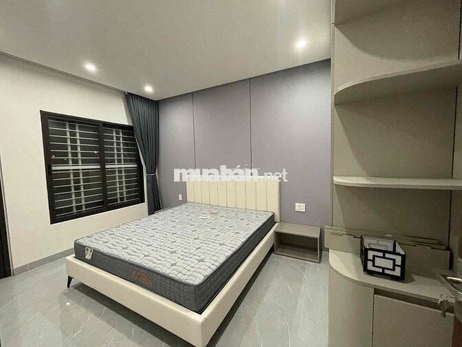 Nắm Chính chủ Gởi Bán Nhà 3 Tầng !!