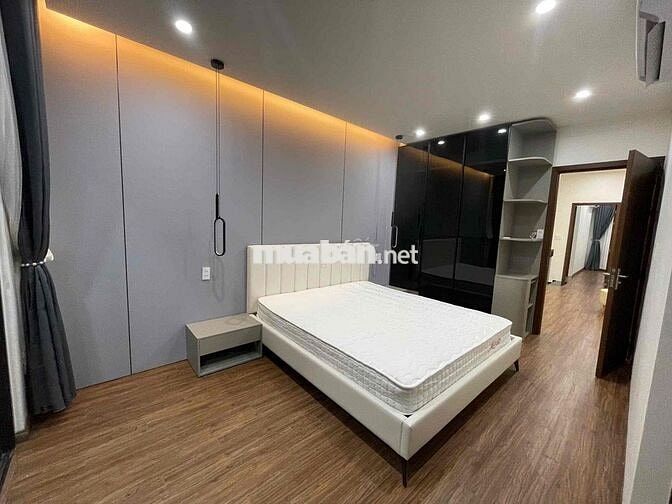 Nắm Chính chủ Gởi Bán Nhà 3 Tầng !!