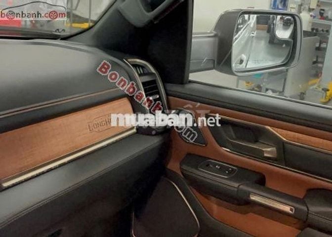 RAM 1500 Longhorn 5.7L 4x4 AT 2023