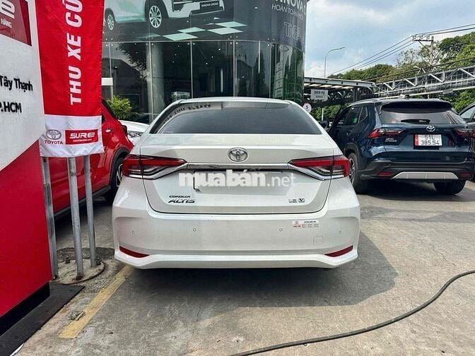 Toyota Corolla Altis 2022 1.8 V - 35673 km