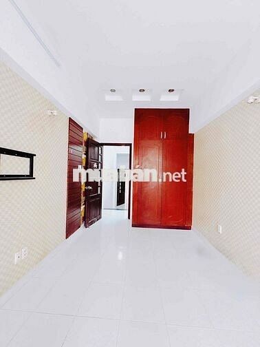 SIEU PHAM MỚI PHƯỜNG . XÓM CHIẾU - KHU DÂN CƯ HIỆN HỮU - KO LÔ GIỚI