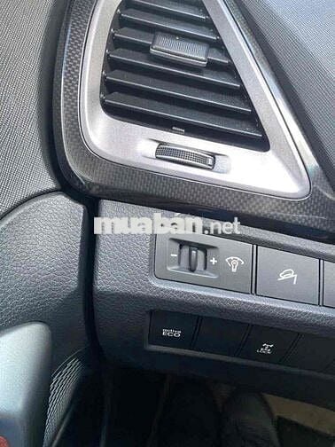 Hyundai Santa Fe 2015 2.4L 4WD - 43000 km