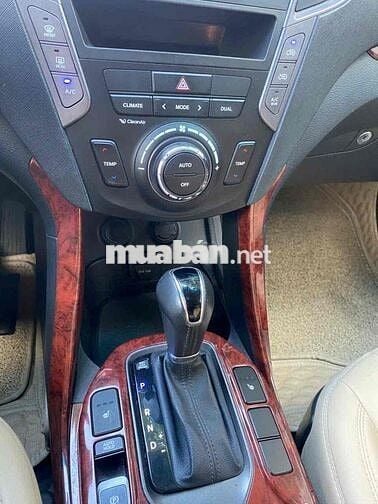 Hyundai Santa Fe 2015 2.4L 4WD - 43000 km