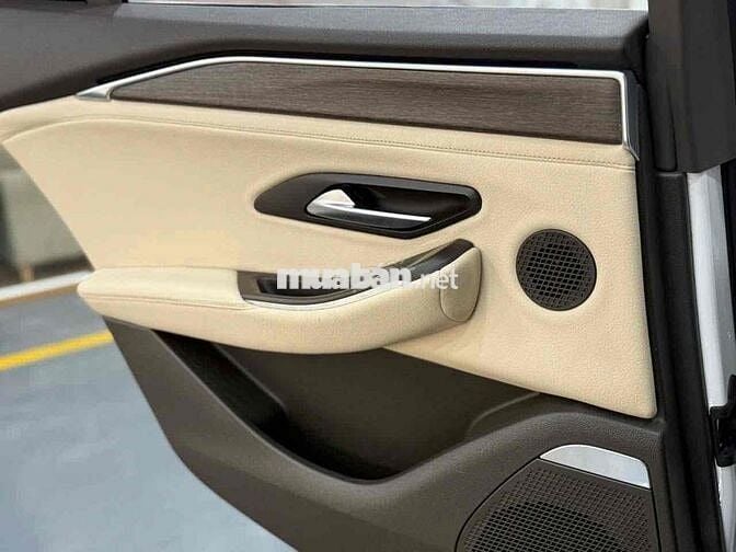 VinFast Lux A2.0 2019 Premium 2.0 AT - 60000 km