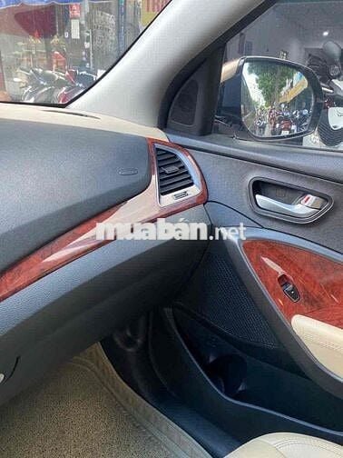 Hyundai Santa Fe 2015 2.4L 4WD - 43000 km
