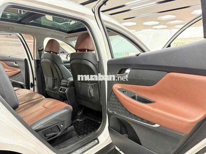 Hyundai Santa Fe 2023 Cao cấp 2.5L HTRAC