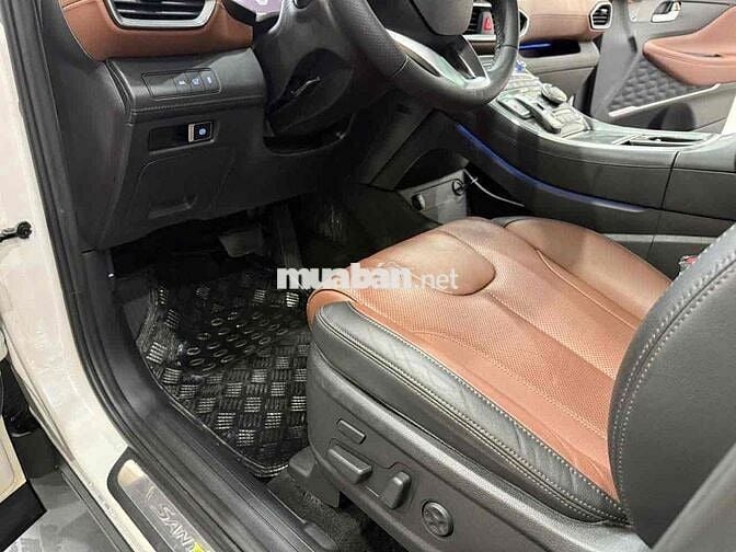 Hyundai Santa Fe 2023 Cao cấp 2.5L HTRAC