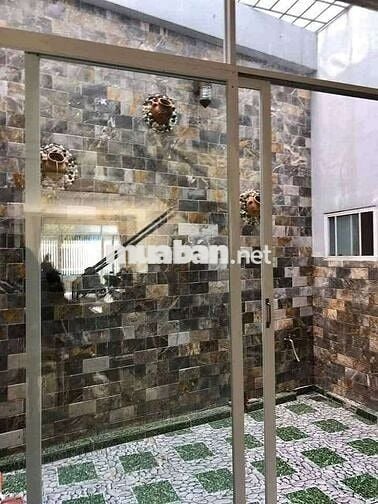 Cho thuê nhà hẻm Hoàng Hoa Thám hẻm ôtô